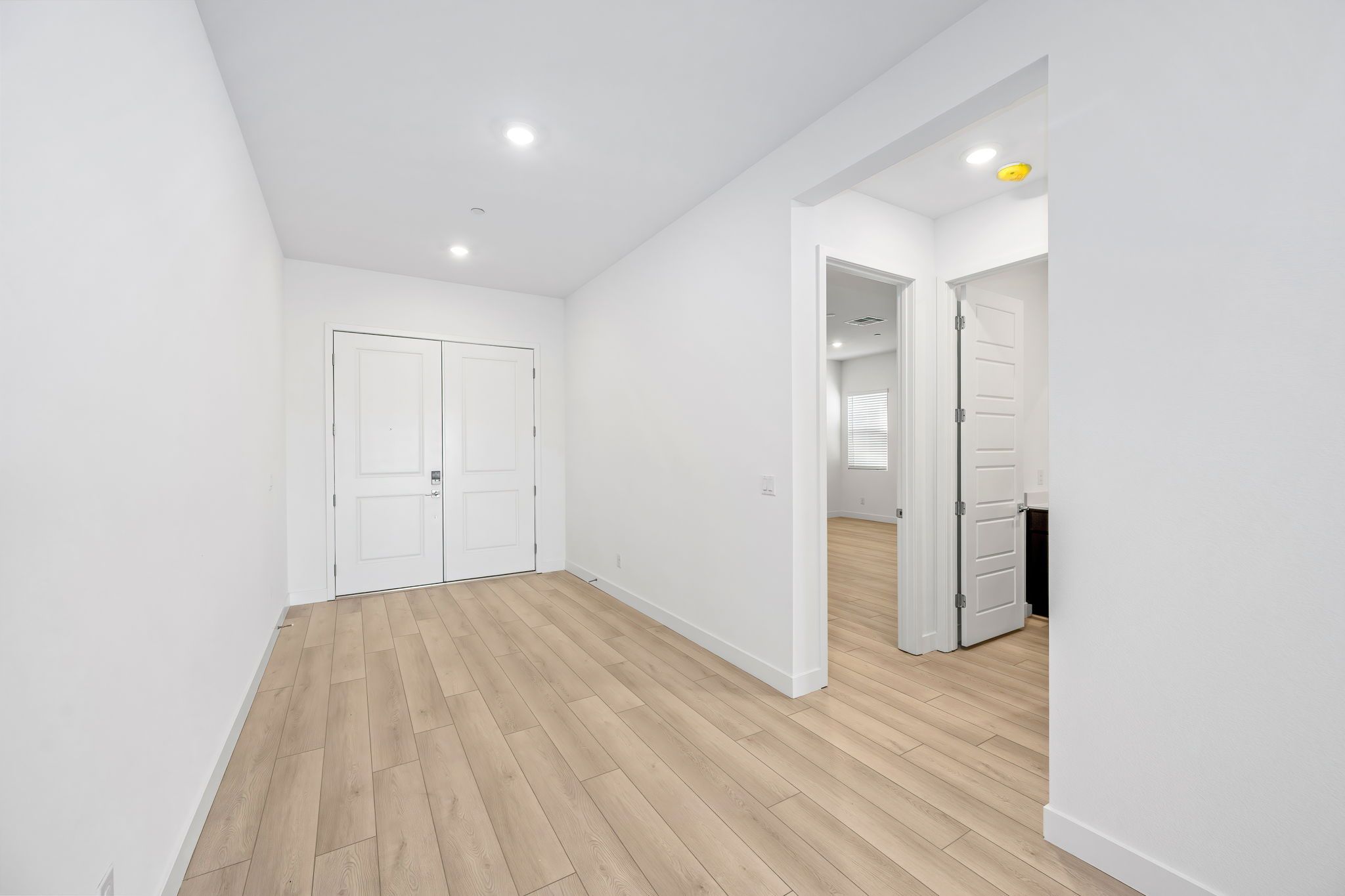 3 web or mls Lennar  1605 Amalfi Arches Pl  3