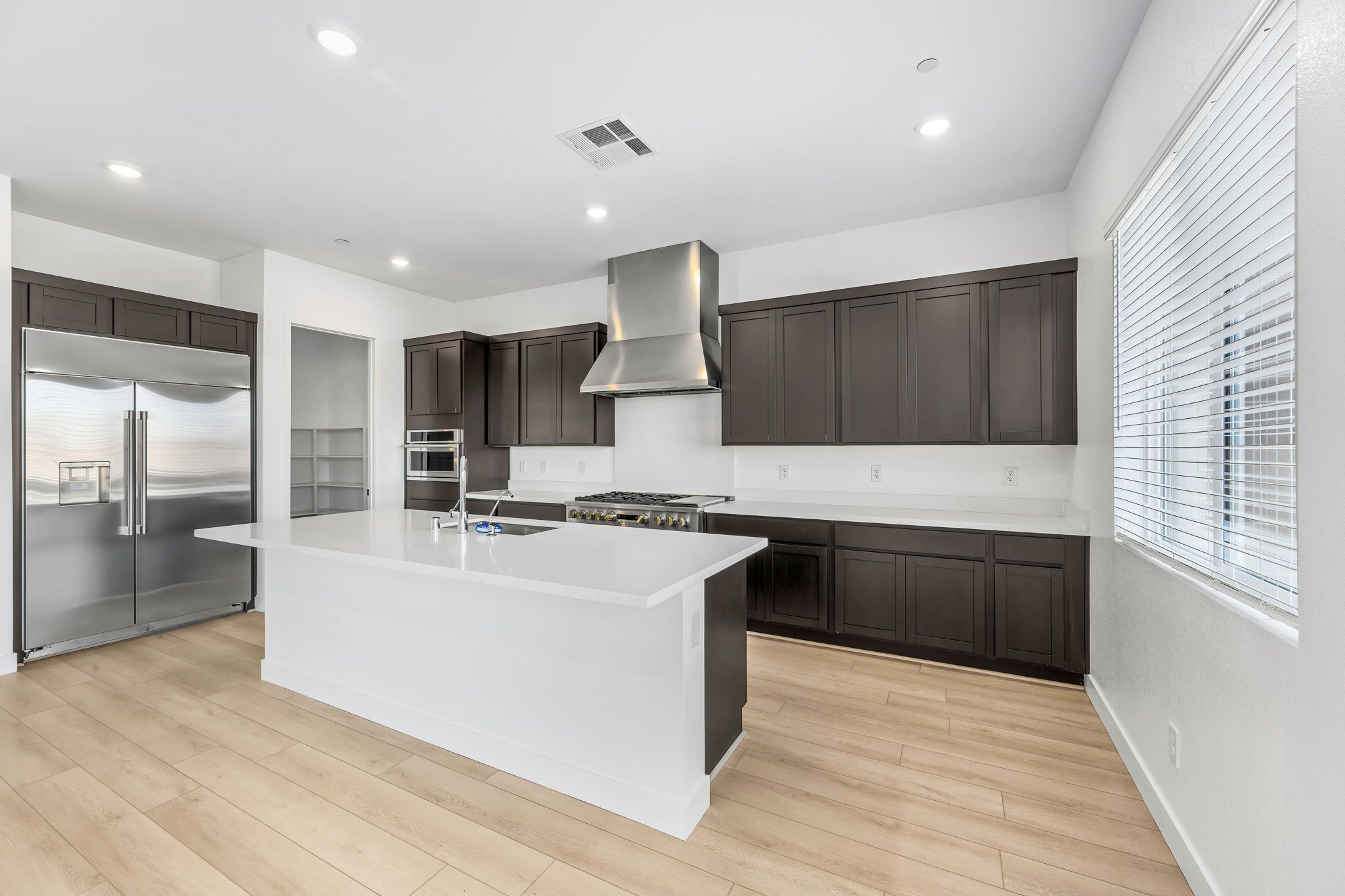 9 web or mls Lennar  1605 Amalfi Arches Pl  9