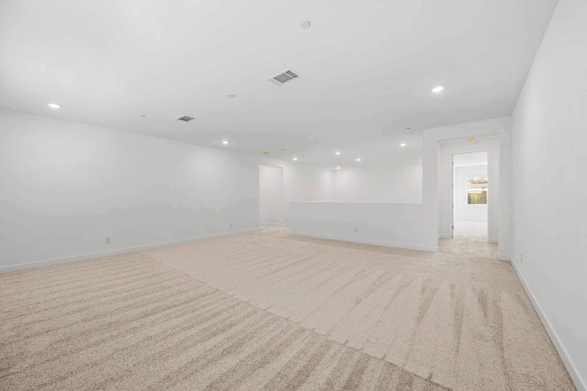 31 web or mls Lennar  1605 Amalfi Arches Pl  31