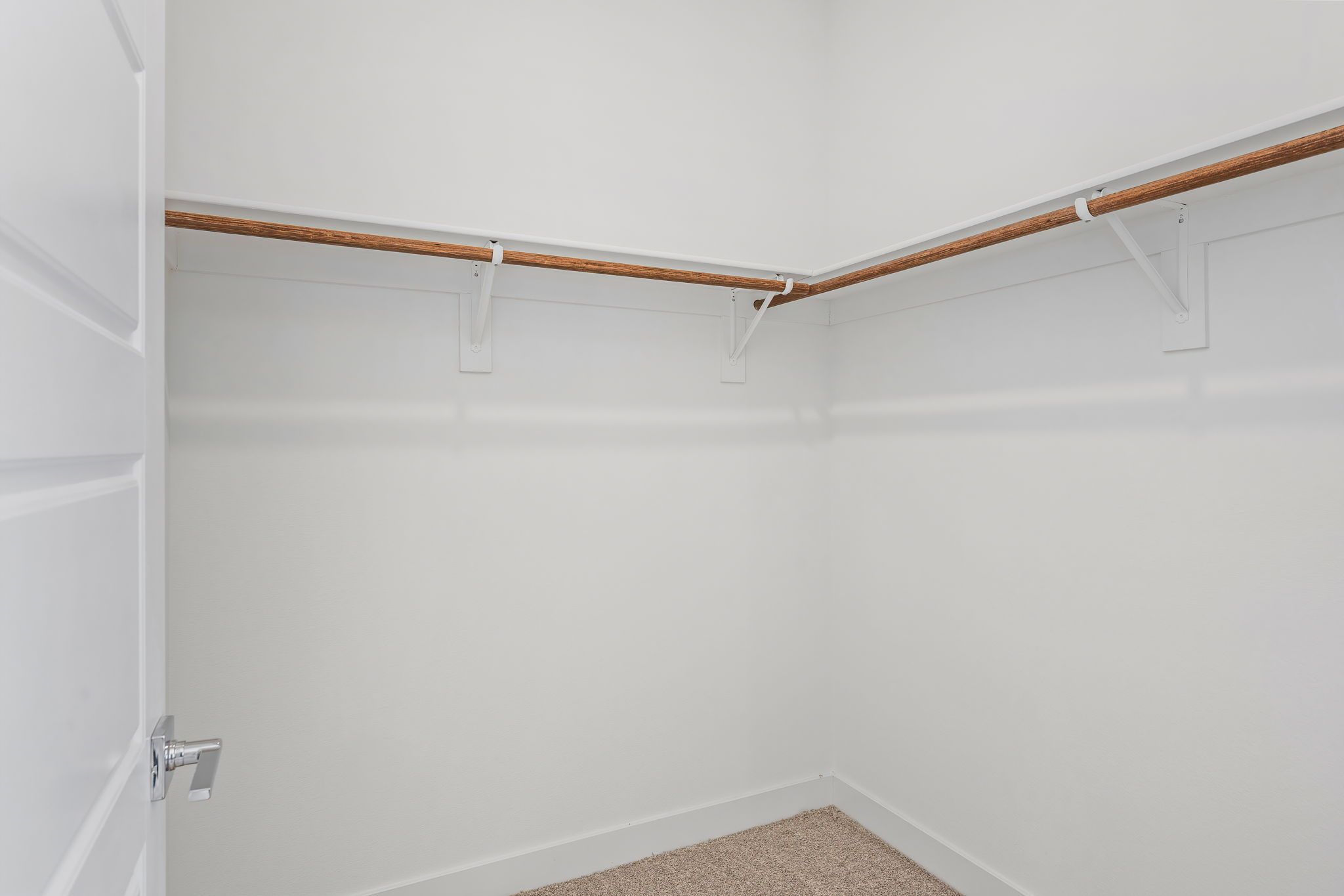 44 web or mls Lennar  1605 Amalfi Arches Pl  44