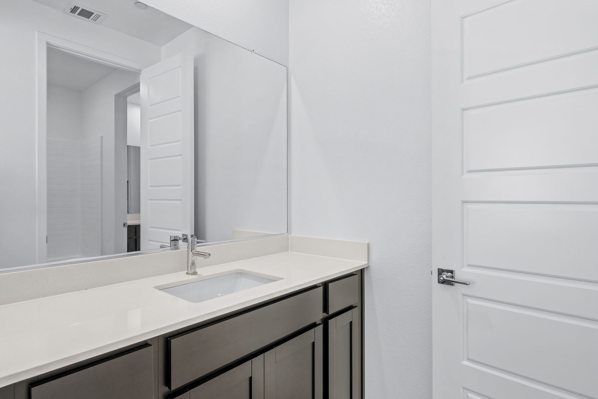 45 web or mls Lennar  1605 Amalfi Arches Pl  45
