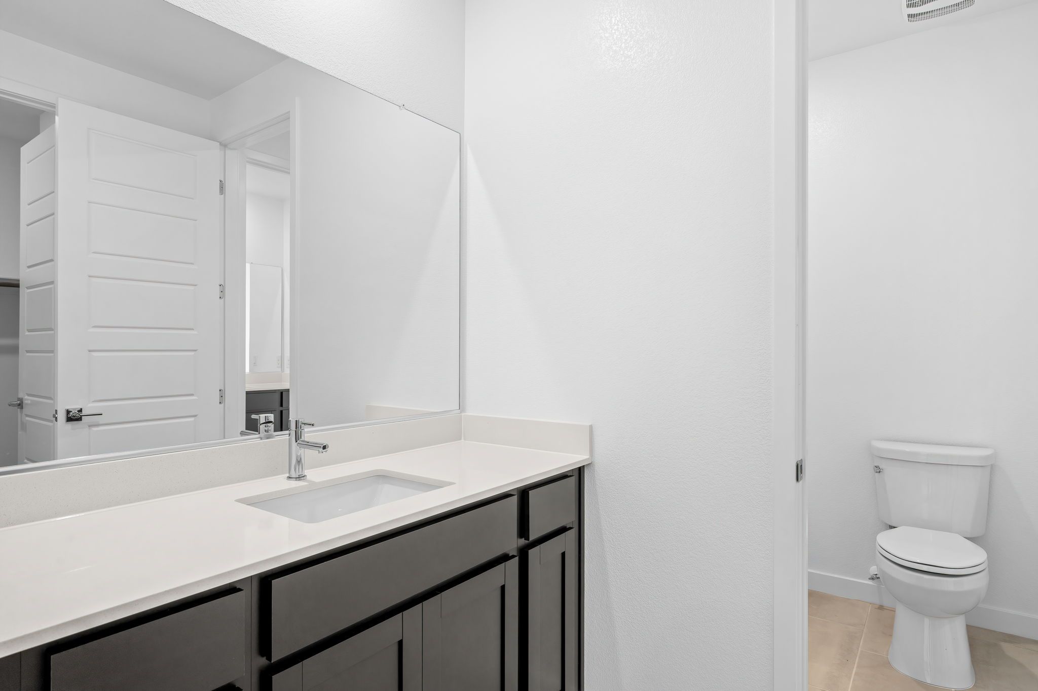 47 web or mls Lennar  1605 Amalfi Arches Pl  47