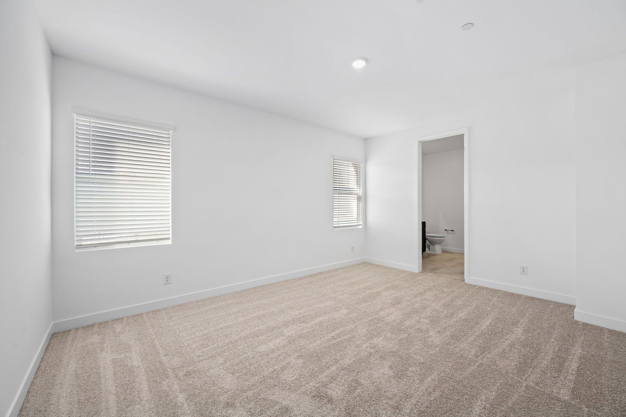 53 web or mls Lennar  1605 Amalfi Arches Pl  53