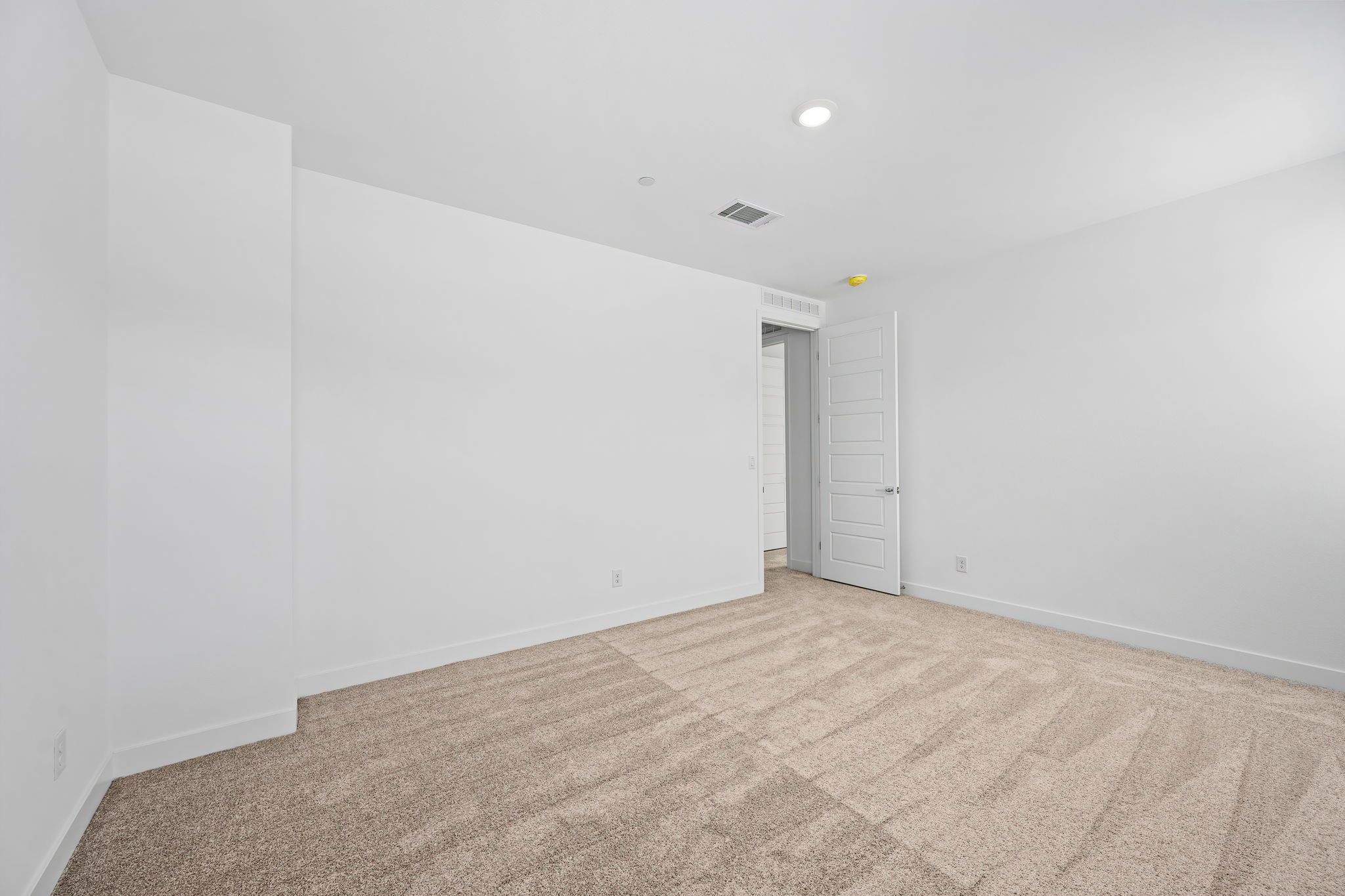 54 web or mls Lennar  1605 Amalfi Arches Pl  54