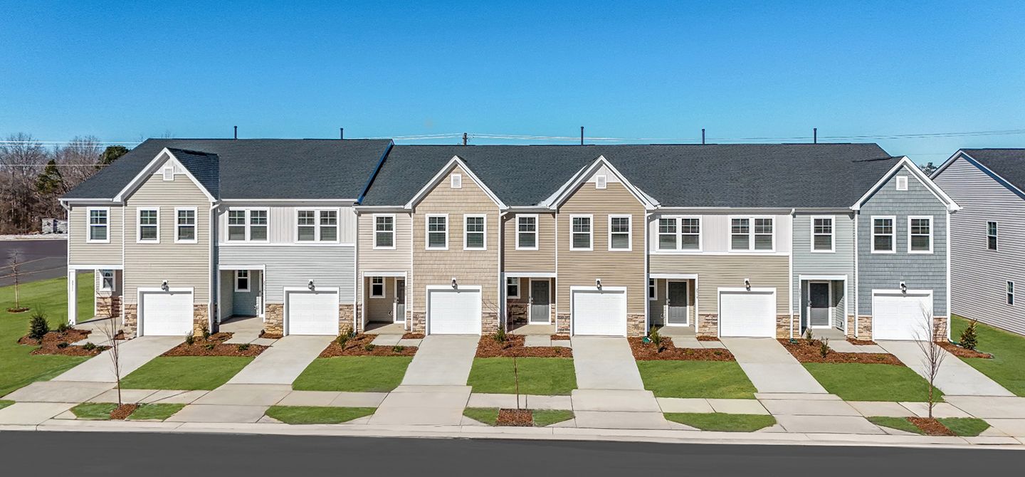 Everlee Townhomes Streetscape