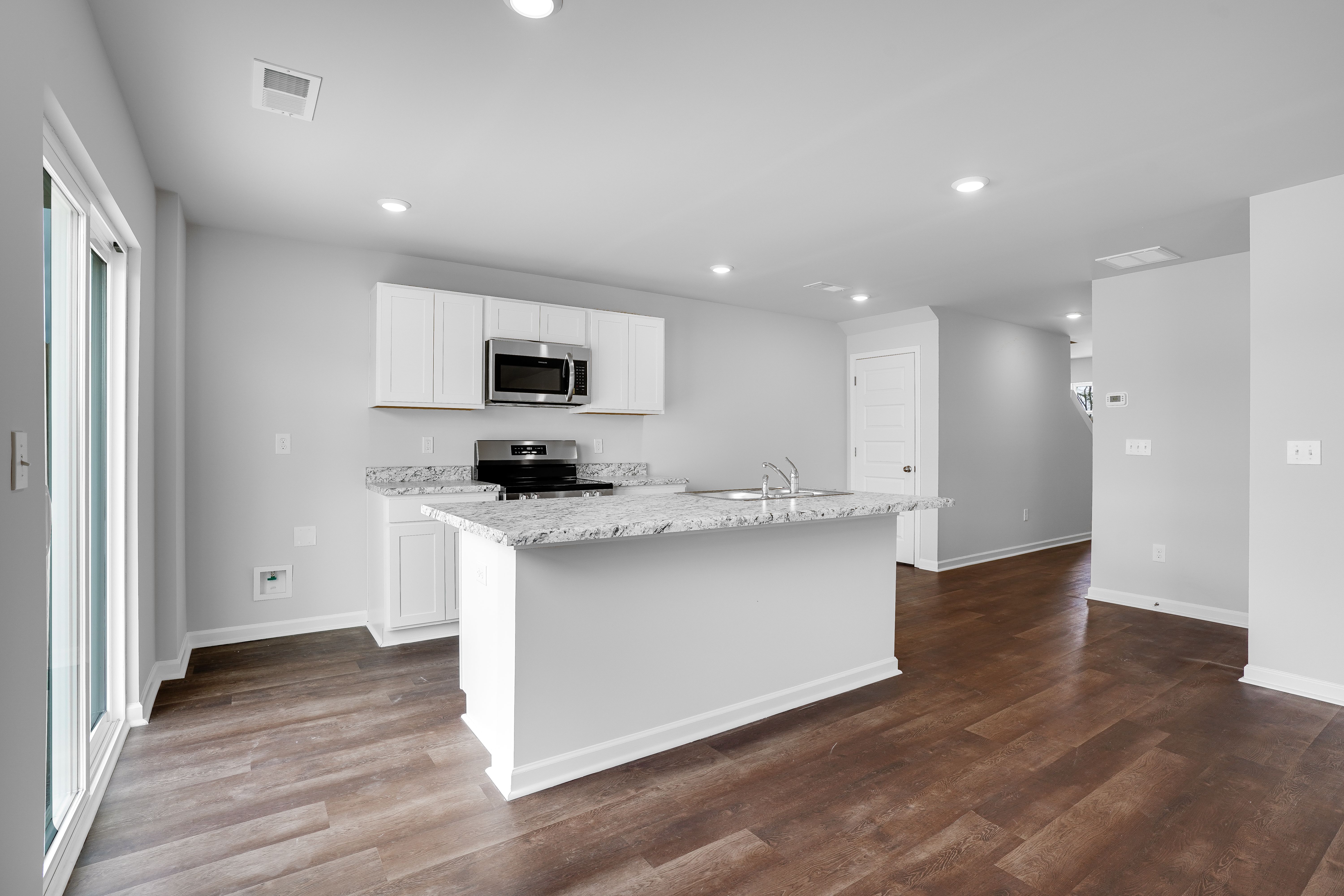 87 River Rock St (RC Belmont)