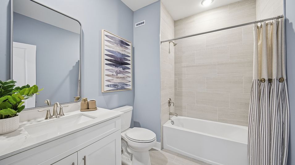 Ridings Oakland EI Bath2 Tile F2