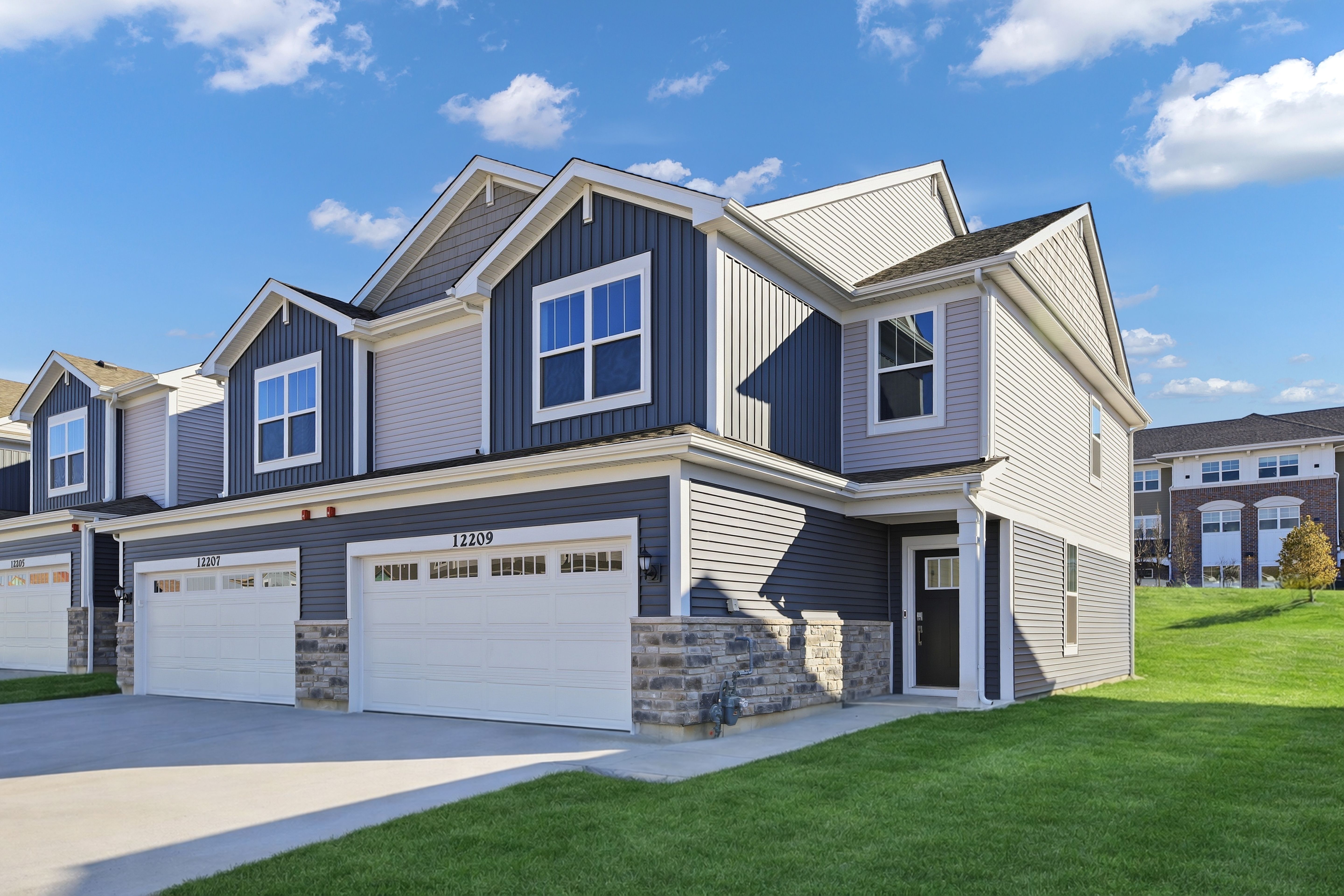 Charlotte - Regency Square - Traditional Townhomes: Huntley, Illinois - Lennar