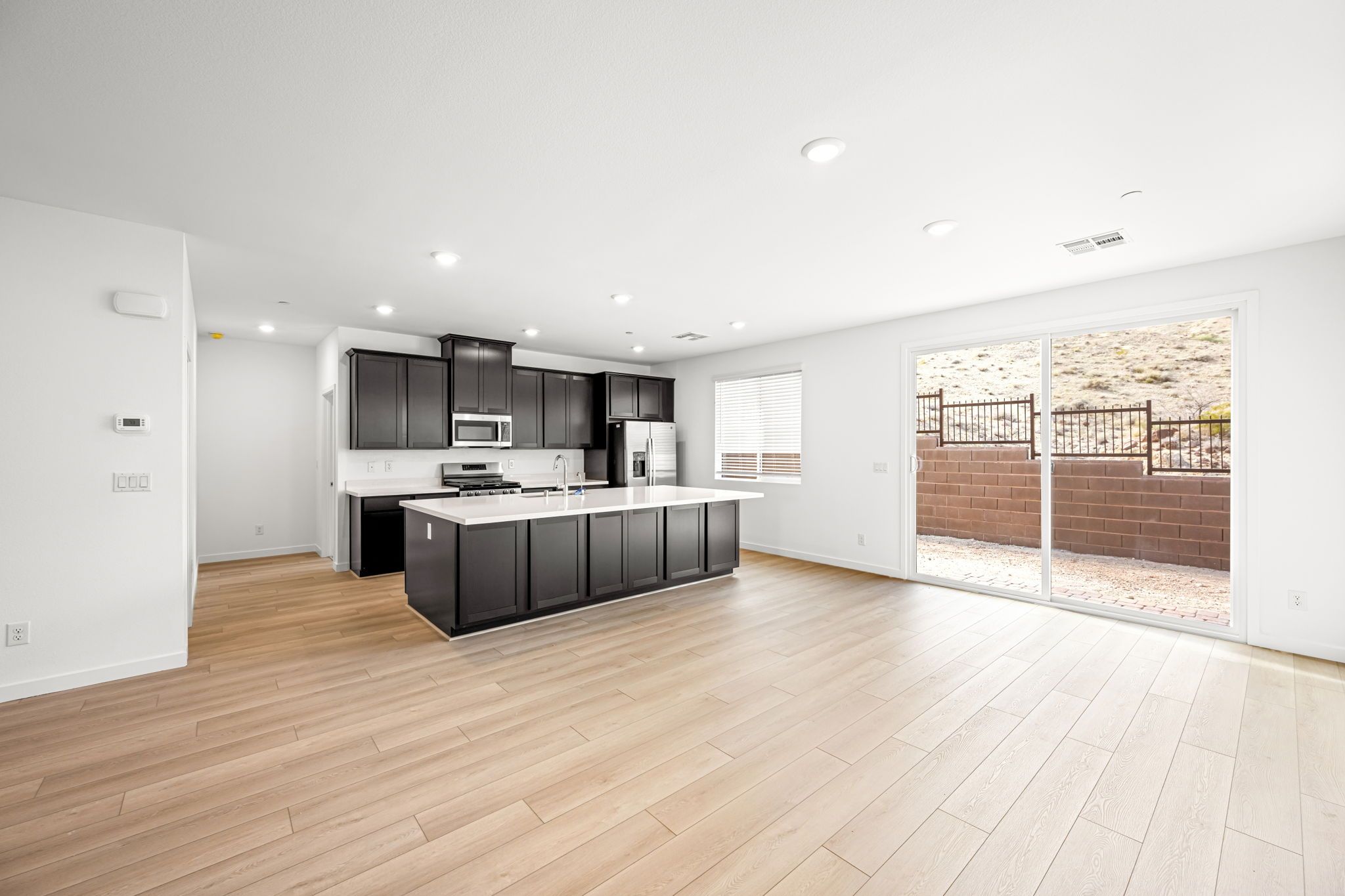5 web or mls Lennar  1433 Bianca Falls Dr 5