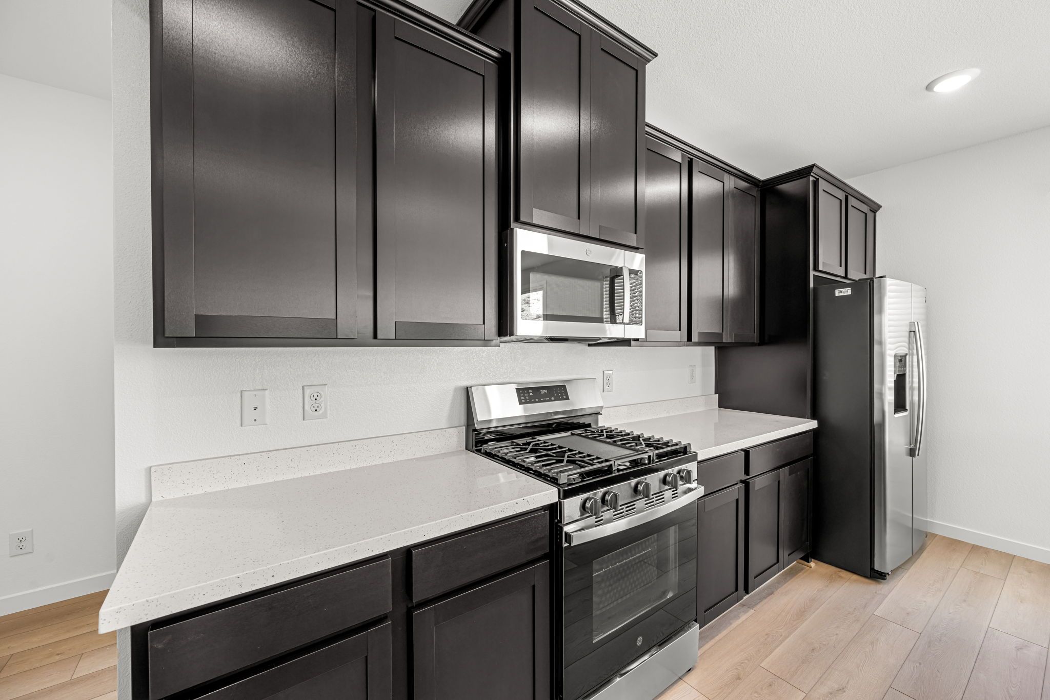10 web or mls Lennar  1433 Bianca Falls Dr 10