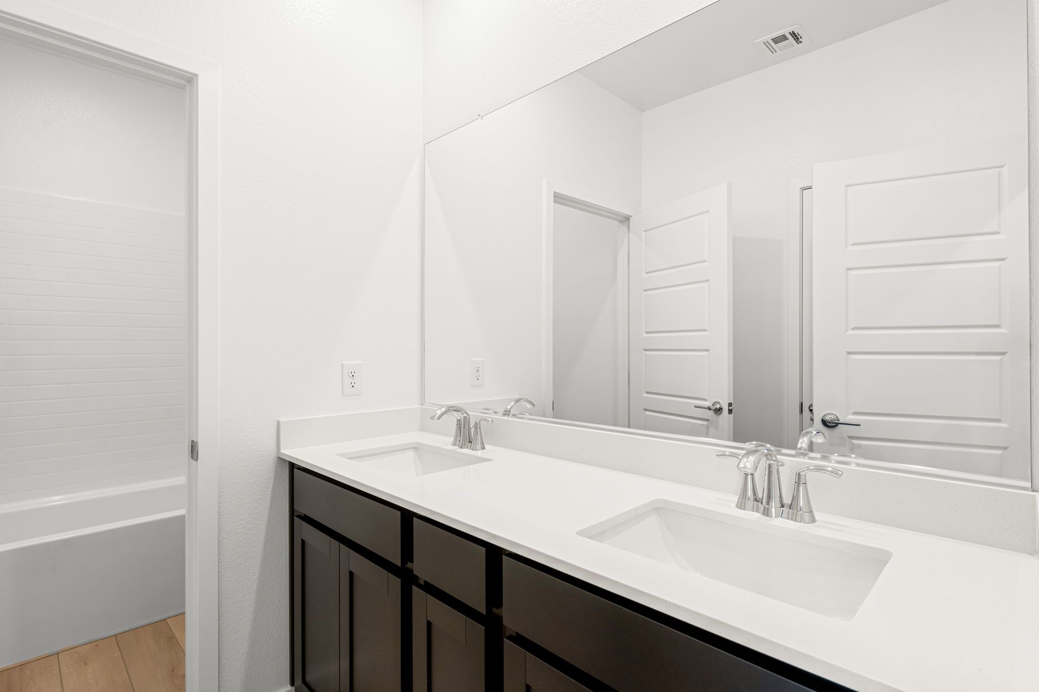 17 web or mls Lennar  1433 Bianca Falls Dr 17