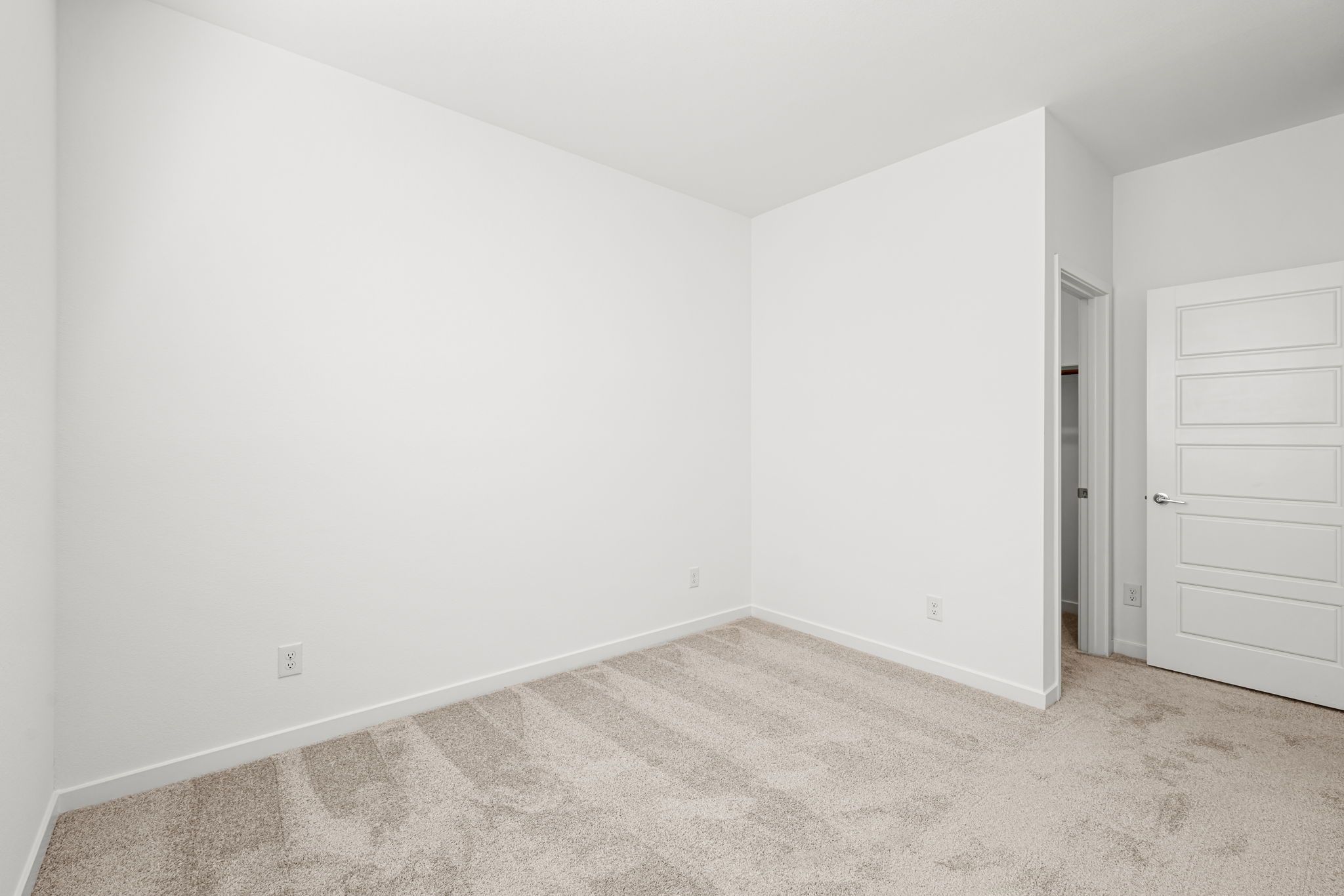 19 web or mls Lennar  1433 Bianca Falls Dr 19