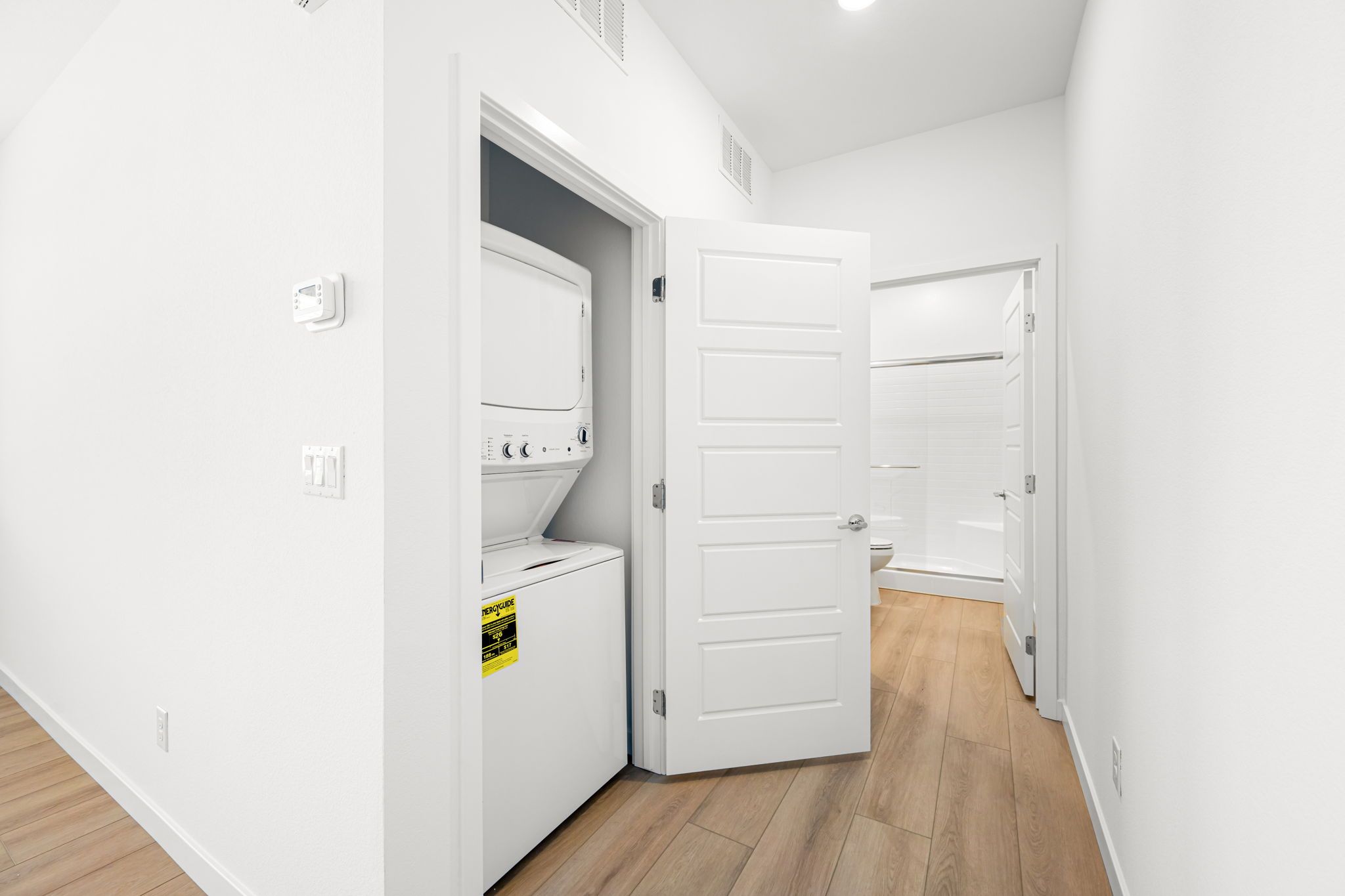 32 web or mls Lennar  1433 Bianca Falls Dr 32