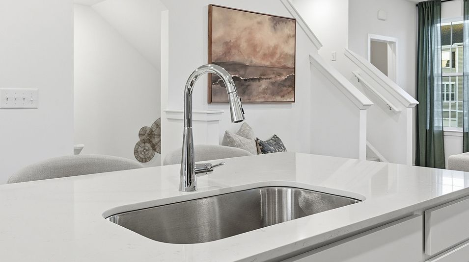 Chase Pointe EI Sink Faucet F1