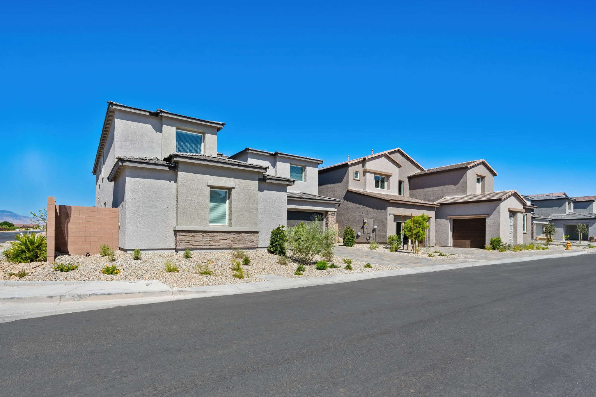 2 web or mls Lennar   Decano   Street View 2