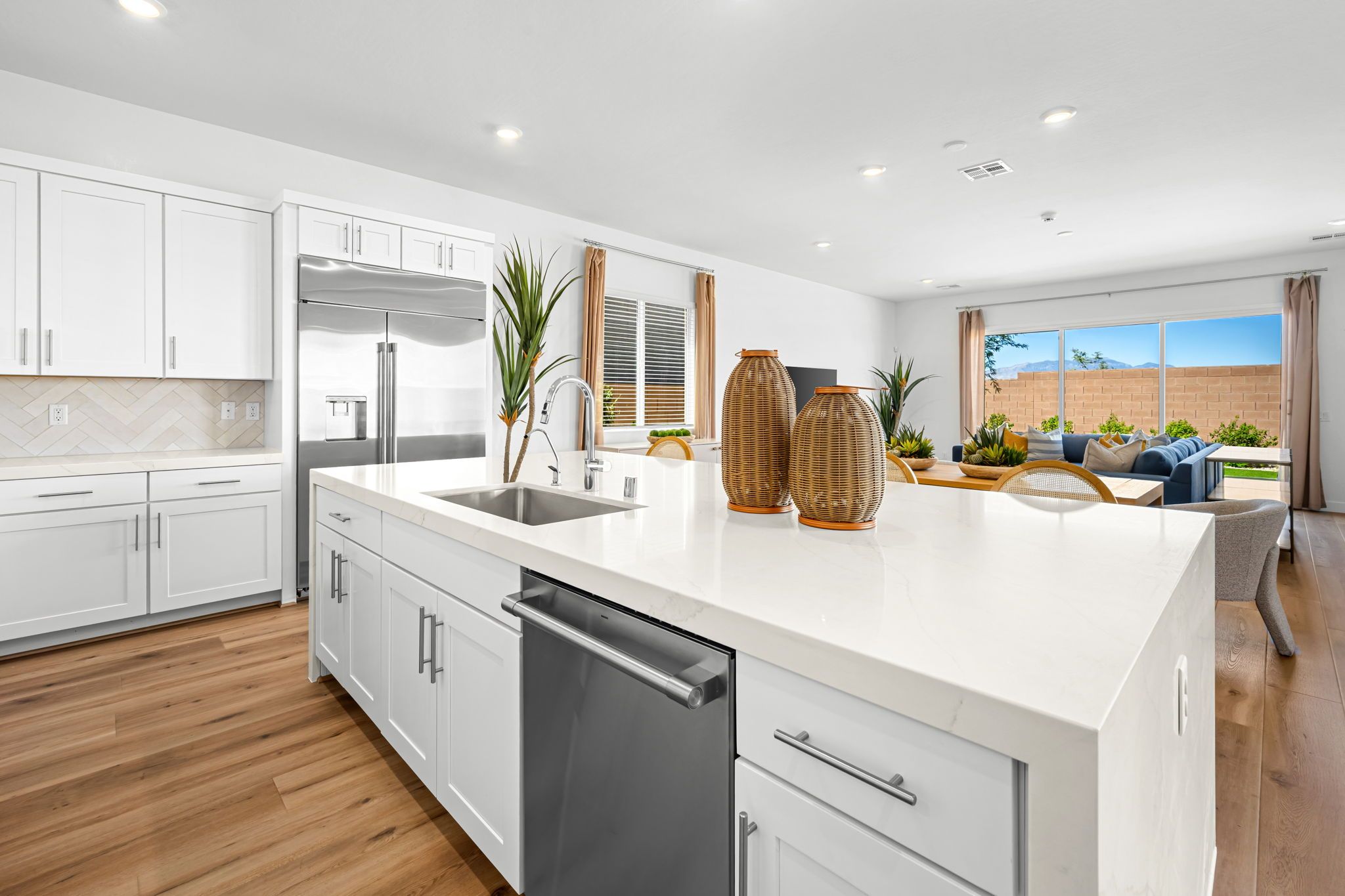 4 web or mls Lennar   Decano   Benjamin 04 (1)