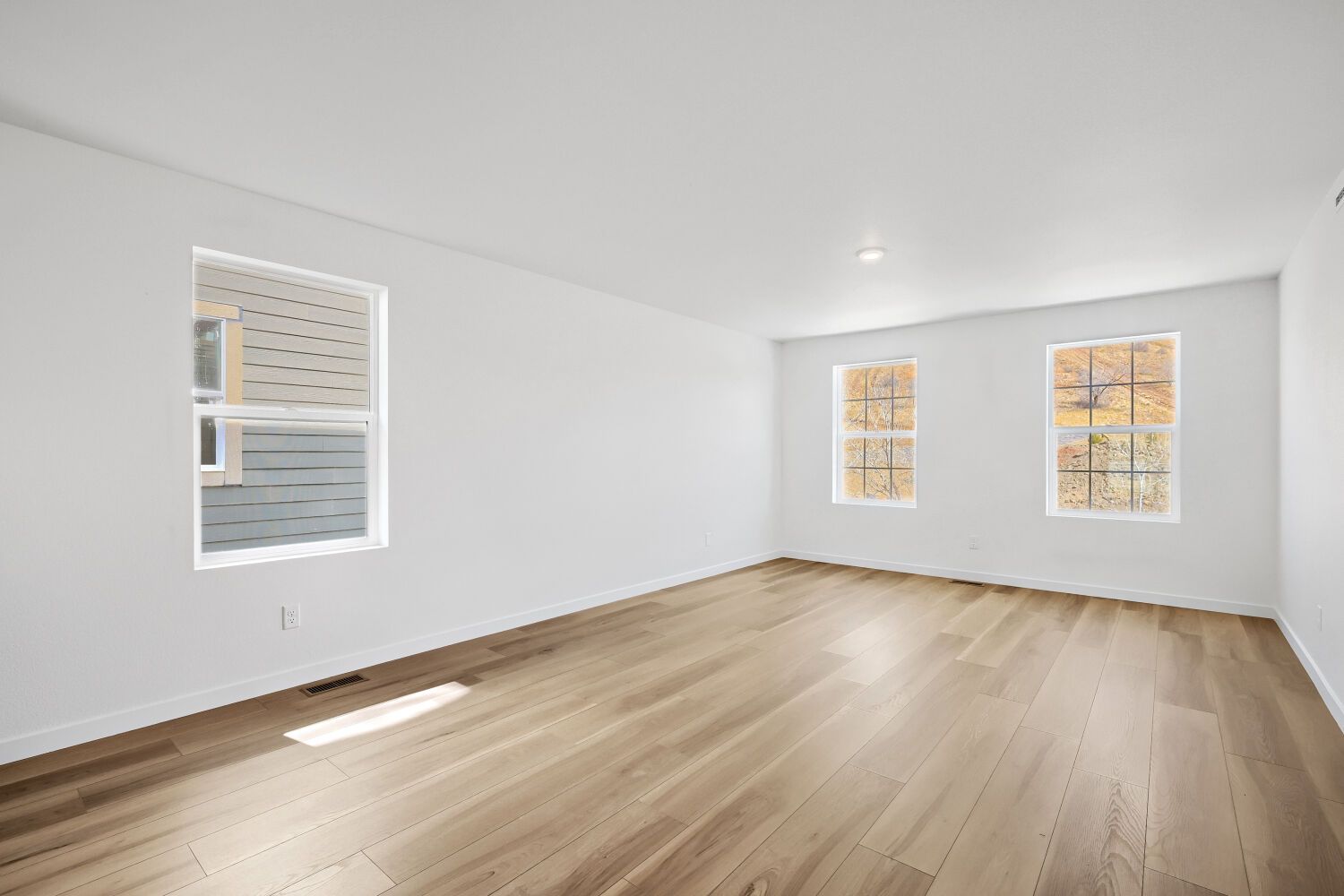 2648 Lower Crags Pt Great Room
