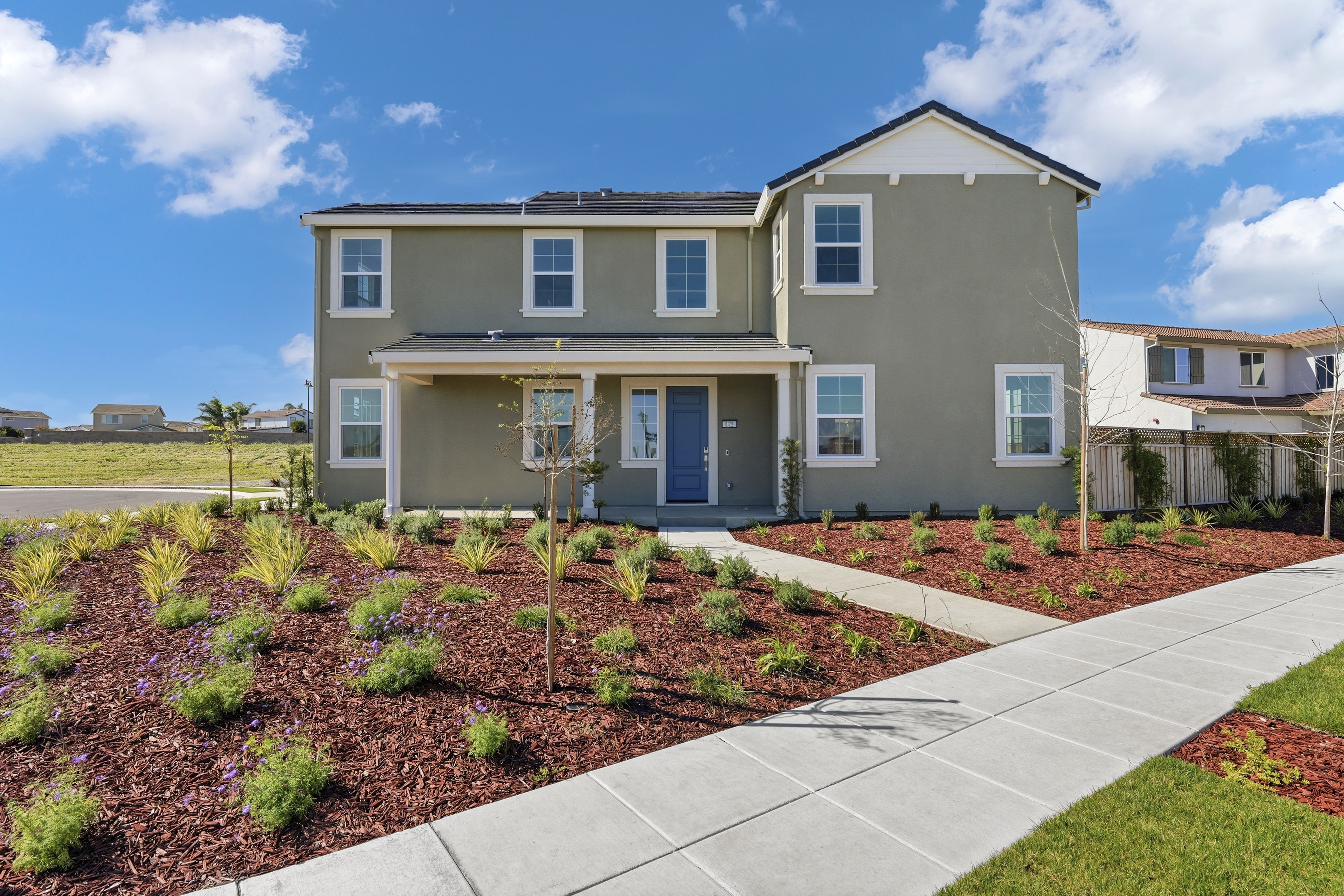 172 W Adriana Drive (Residence 3)