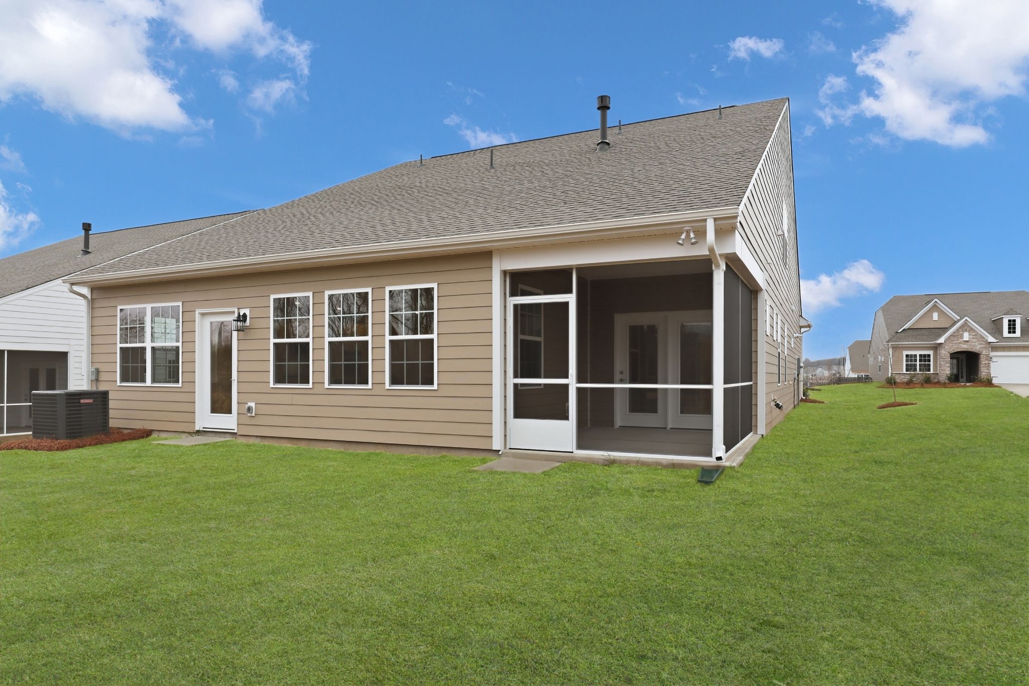 Roselyn Dorchester II 3
