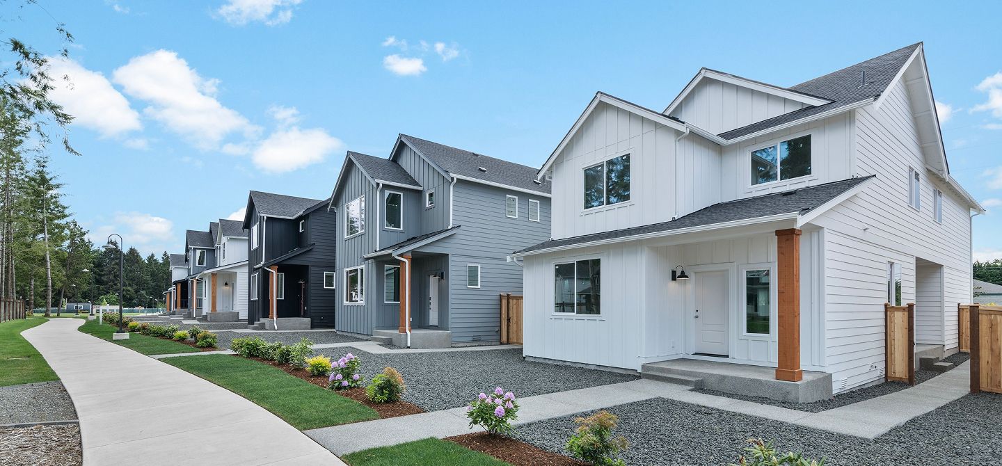 Trestlewood Streetscape 4of4