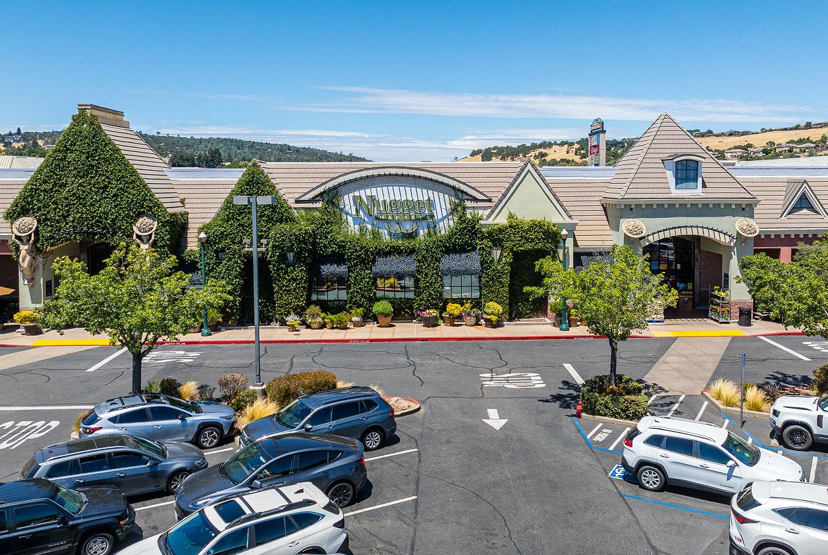El Dorado Hills Nugget Market