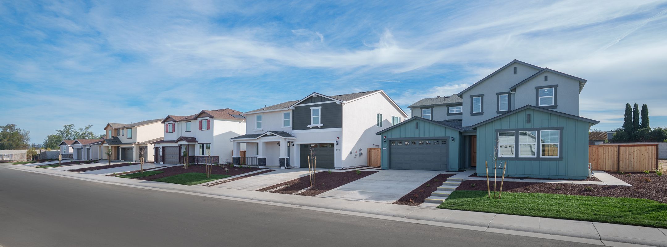 Cedar Glen Summerfield Streetscape