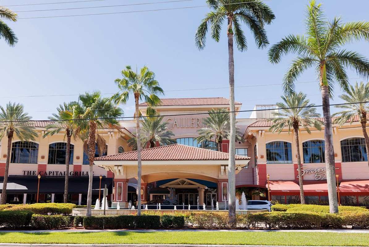 Wilton Manors Galleria Mall