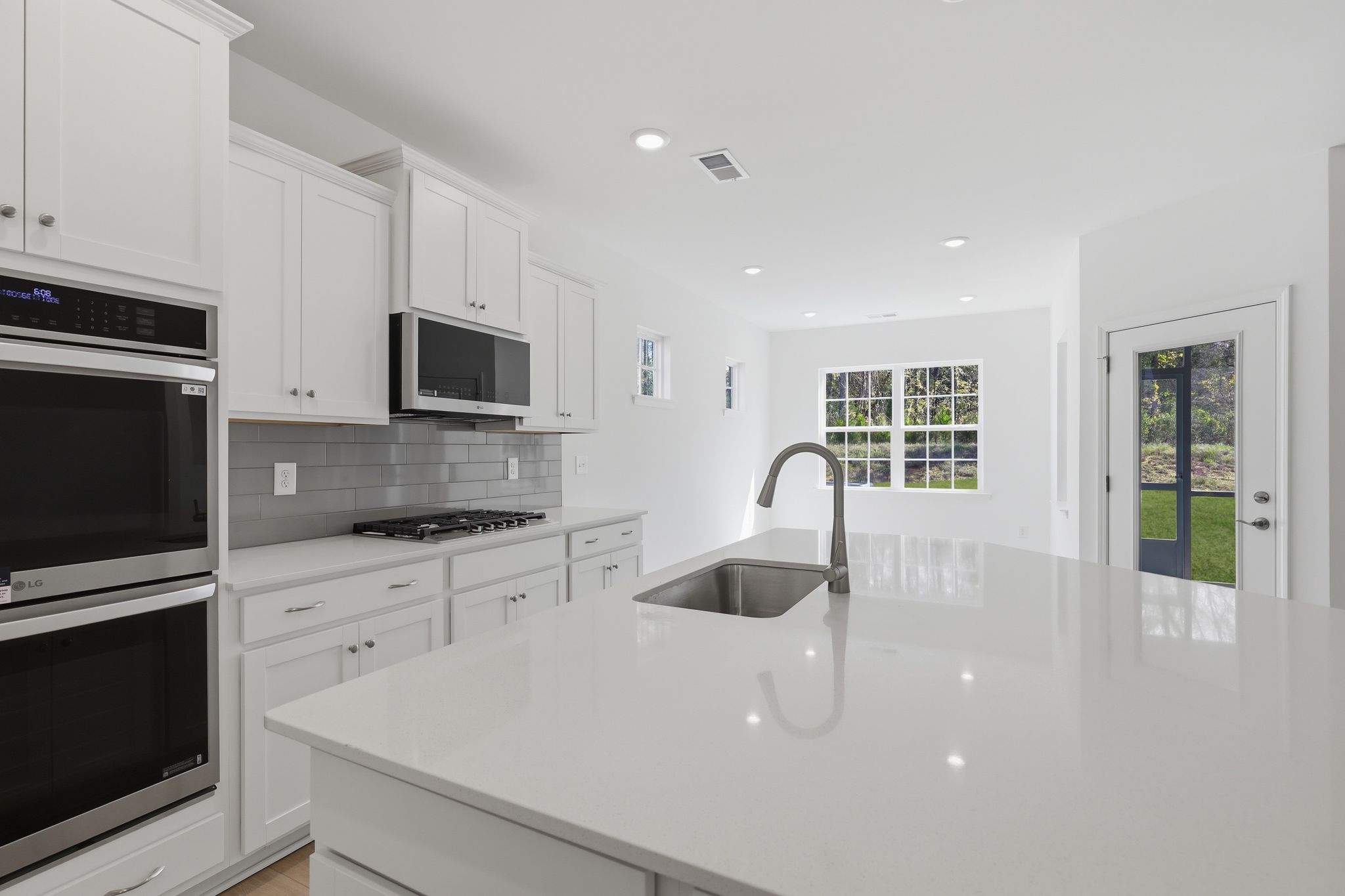 Roselyn Meadows Cambridge II 16