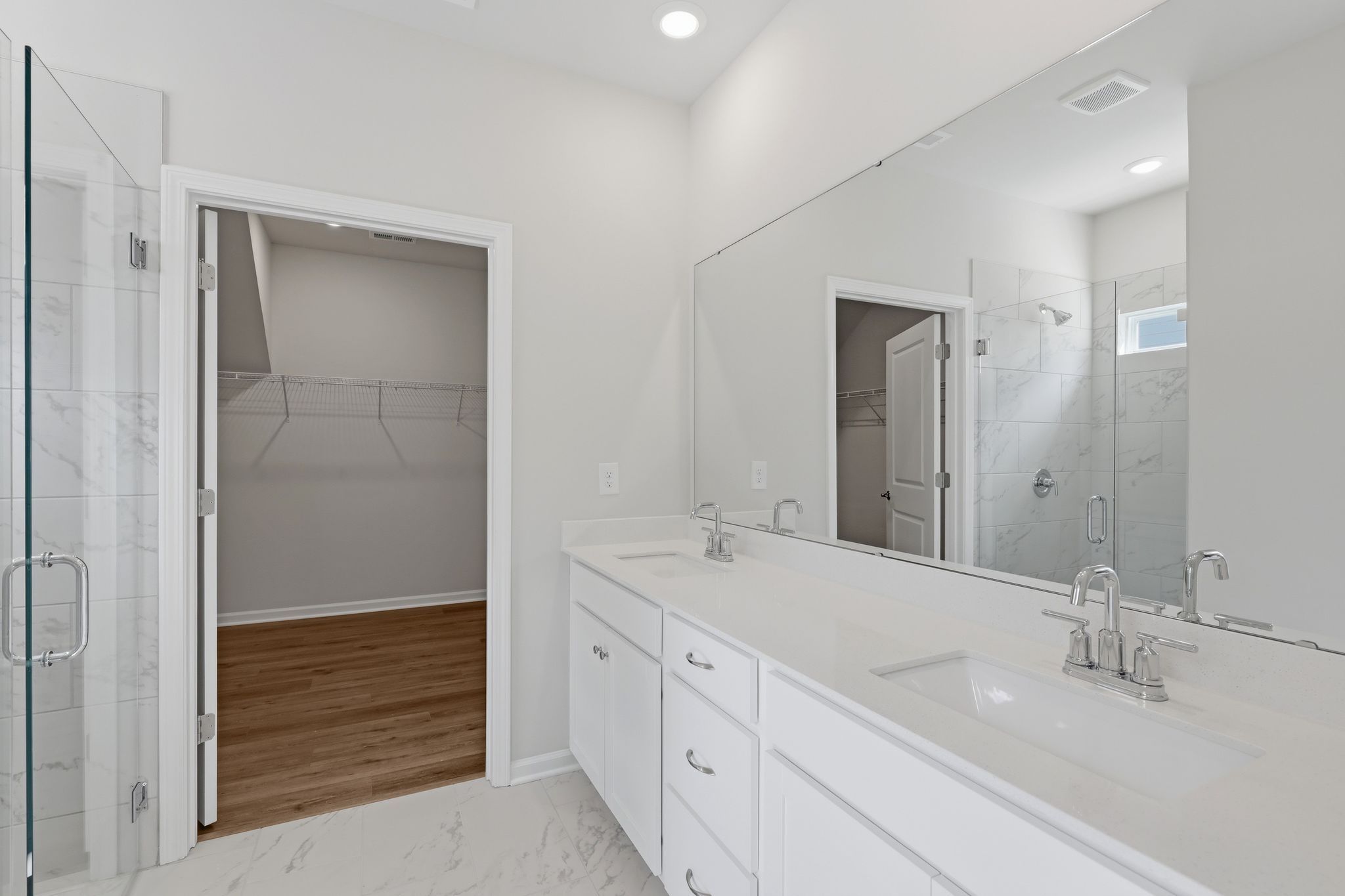 Roselyn Meadows Beacon II 21
