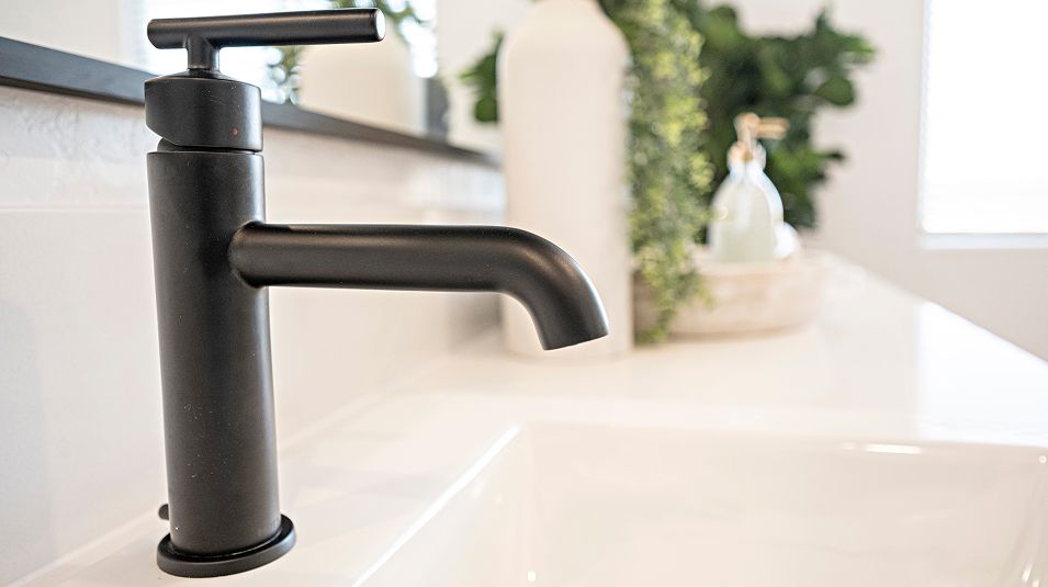 Solana Series Juniper Hills EI Bathroom Faucet