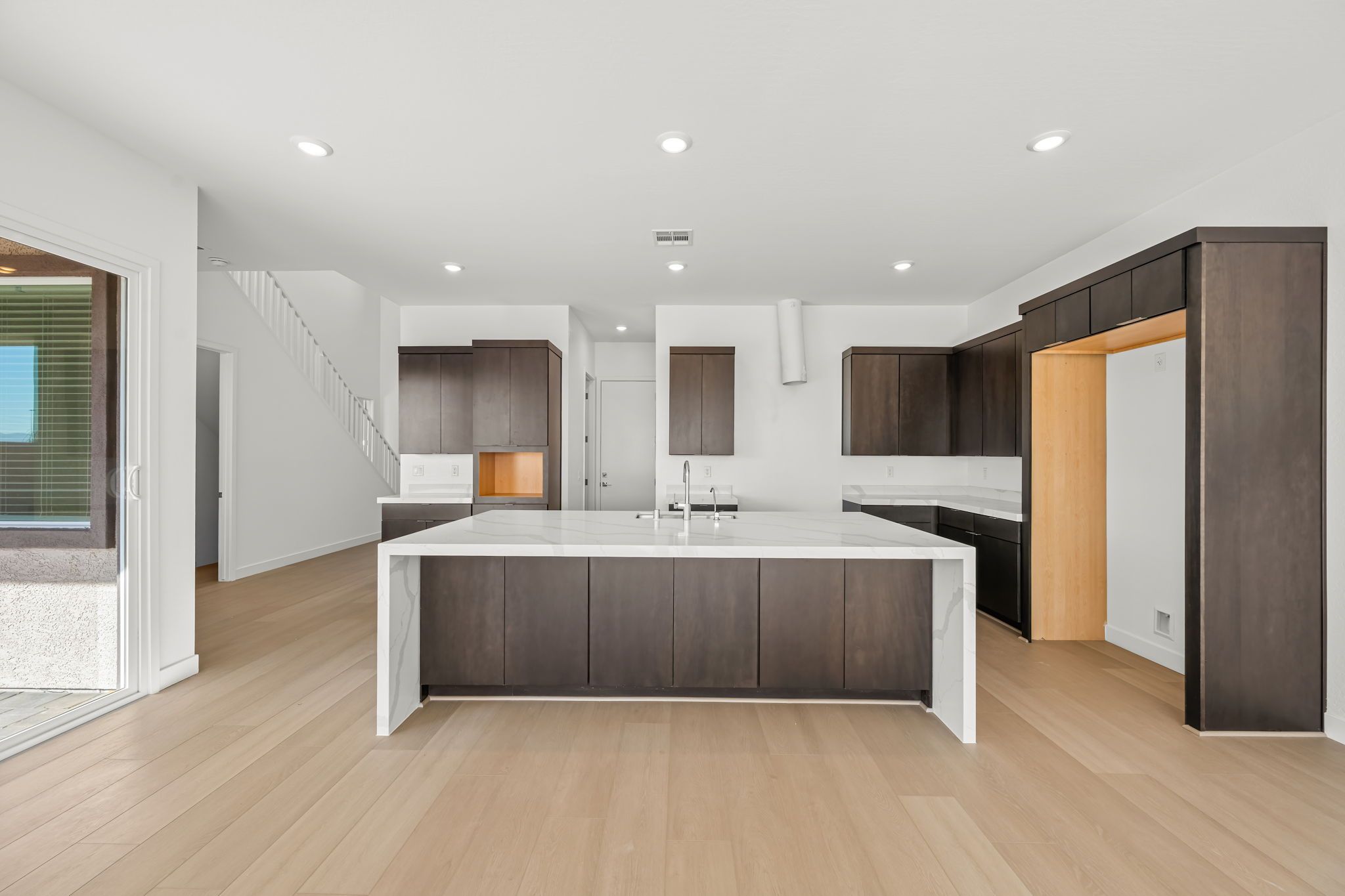 5 web or mls Lennar  10092 DECANO RIDGE ST 5