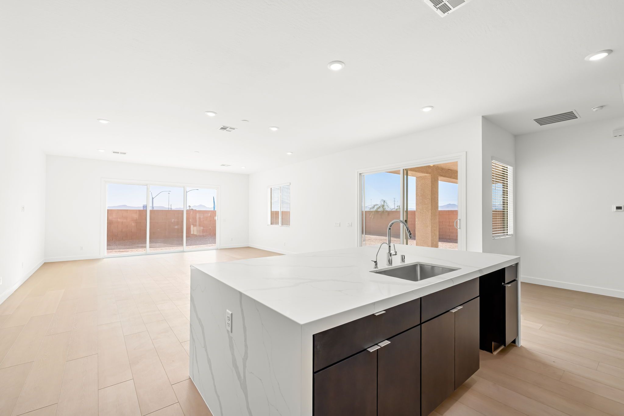 7 web or mls Lennar  10092 DECANO RIDGE ST 7