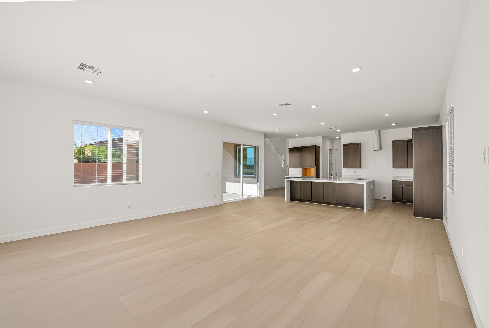 9 web or mls Lennar  10092 DECANO RIDGE ST 9
