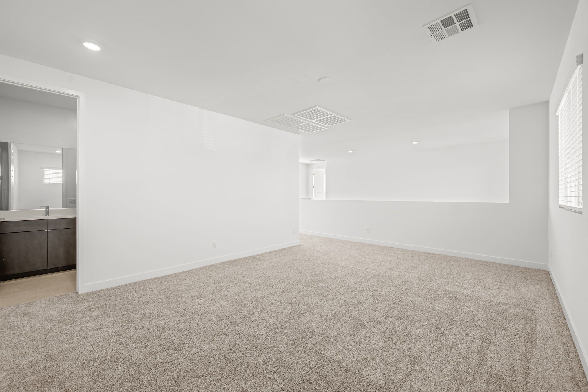26 web or mls Lennar  10092 DECANO RIDGE ST 26