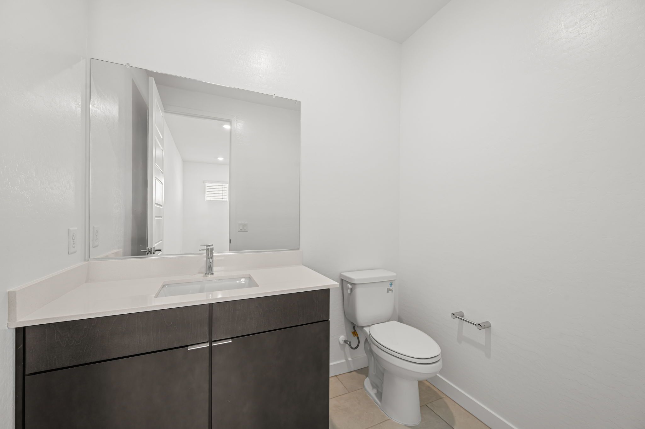 27 web or mls Lennar  10092 DECANO RIDGE ST 27