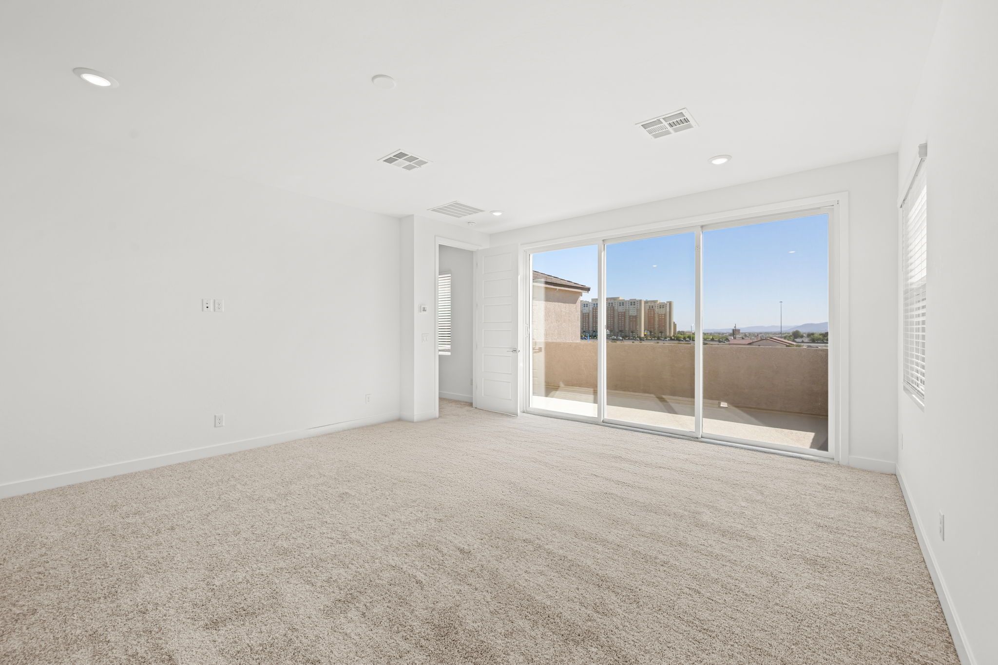 35 web or mls Lennar  10092 DECANO RIDGE ST 35