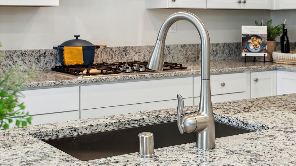 Stainless steel undermount sink
