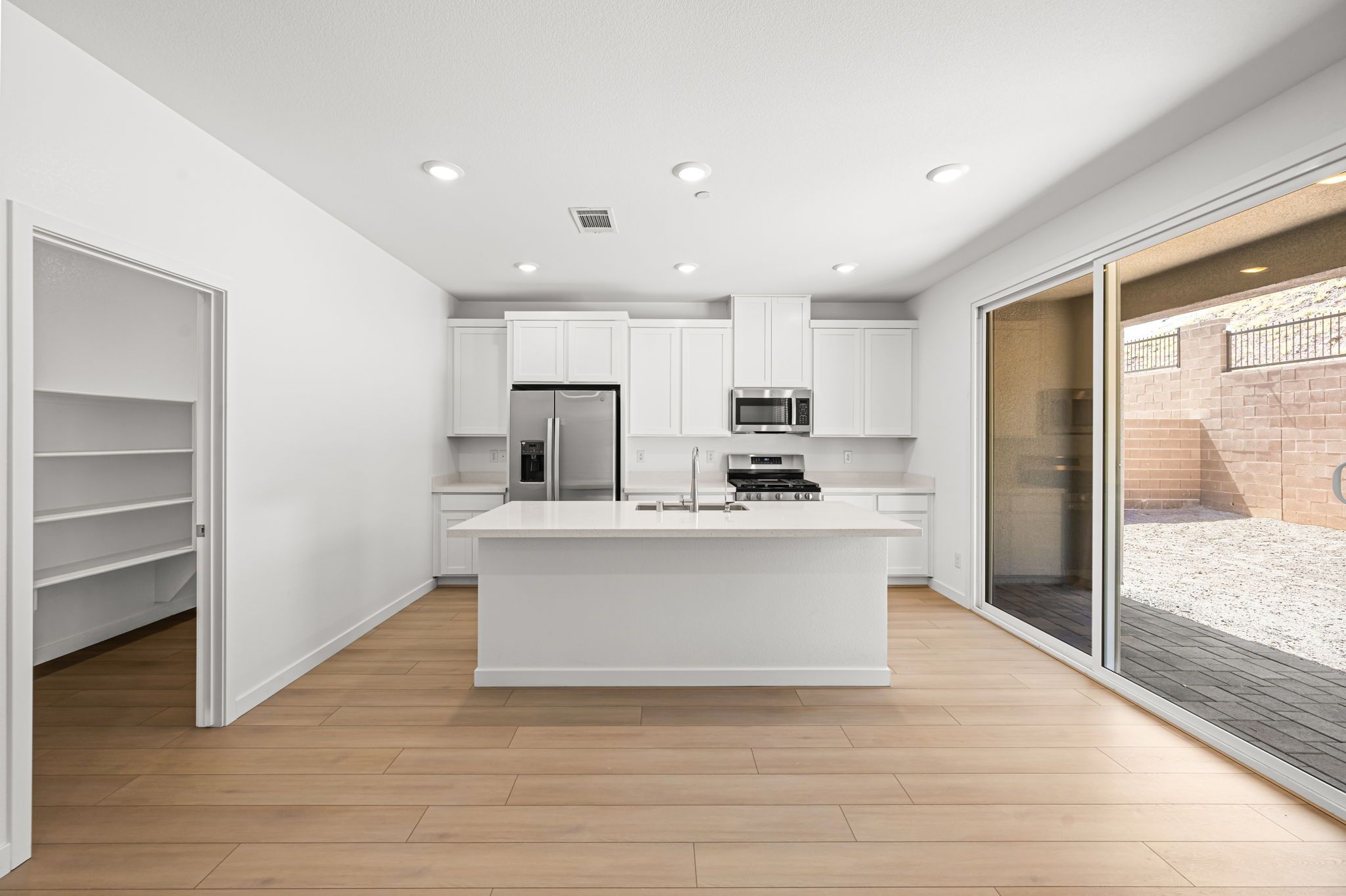 8 web or mls Lennar  1505 CAPRI CASCADES CT 8
