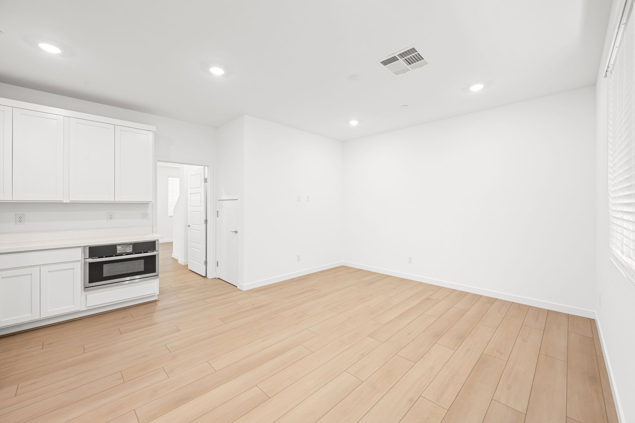 19 web or mls Lennar  1505 CAPRI CASCADES CT 19