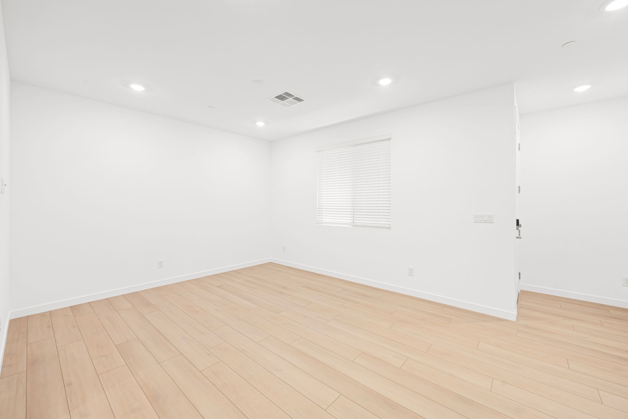 20 web or mls Lennar  1505 CAPRI CASCADES CT 20