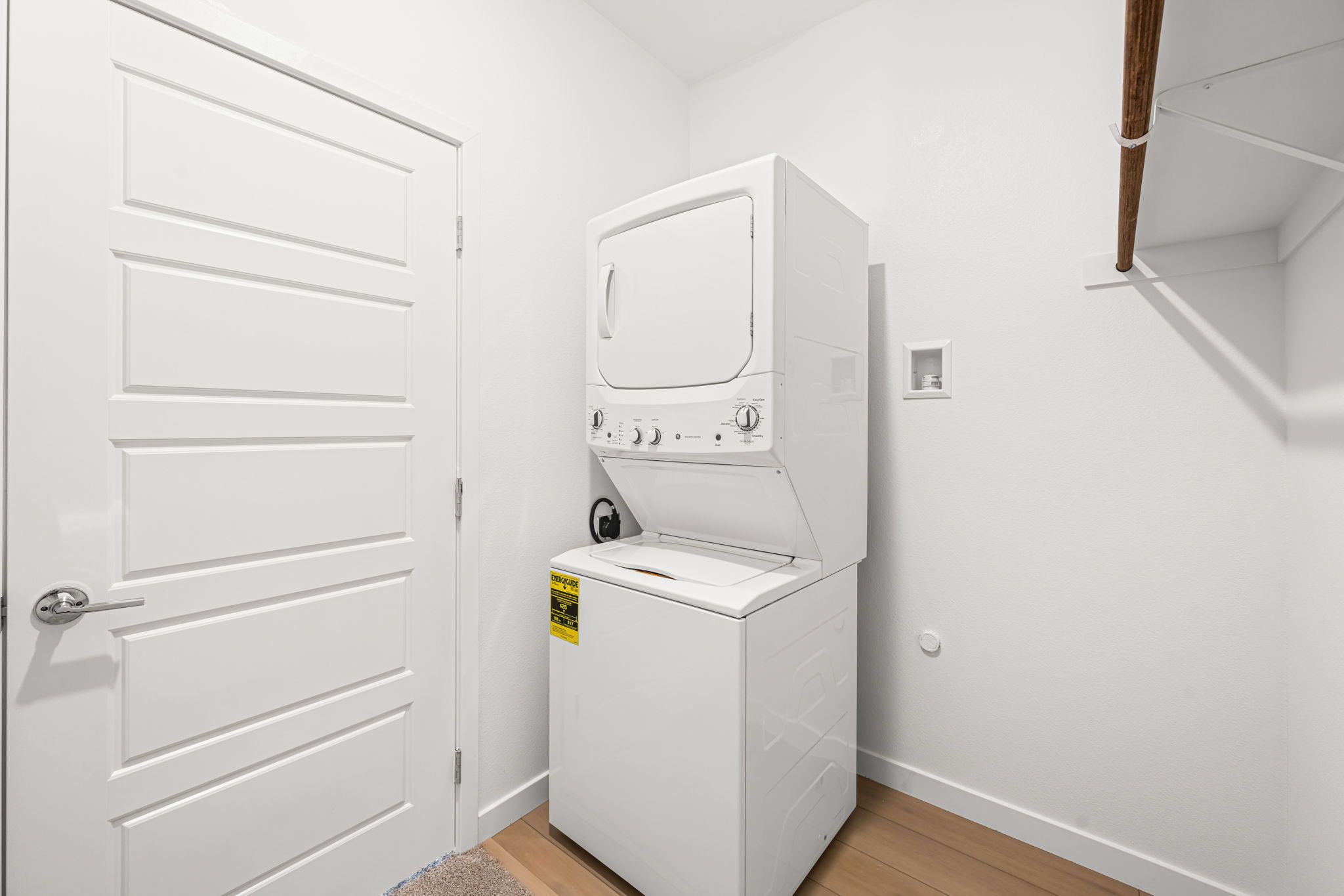 24 web or mls Lennar  1505 CAPRI CASCADES CT 24