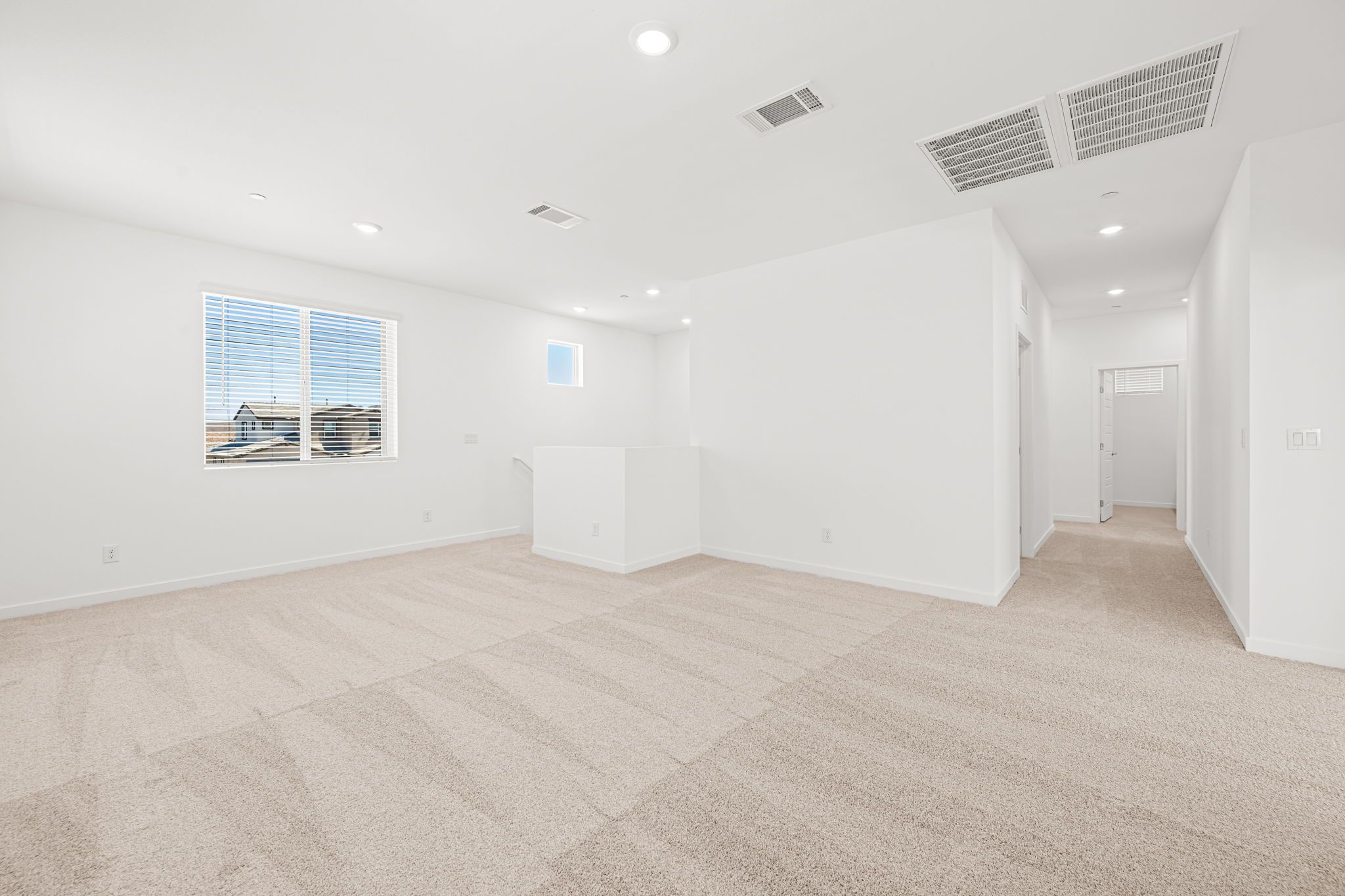 27 web or mls Lennar  1505 CAPRI CASCADES CT 27
