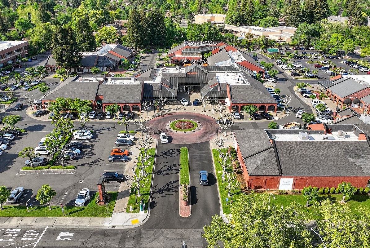 Sacramento Pavilions Shopping Center