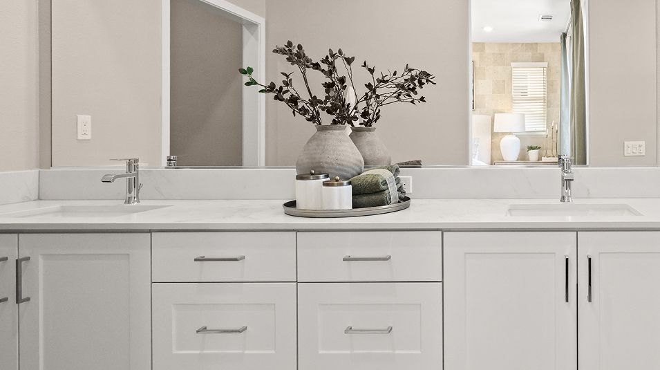 Creekside Crossing Res1 Owners Bath 1of3 F2