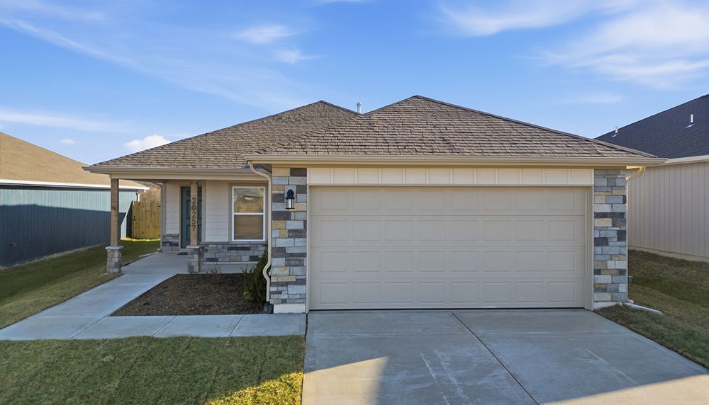 RC Armstrong - Wiswell Farms: Spring Hill, Missouri - Rausch-Coleman Homes