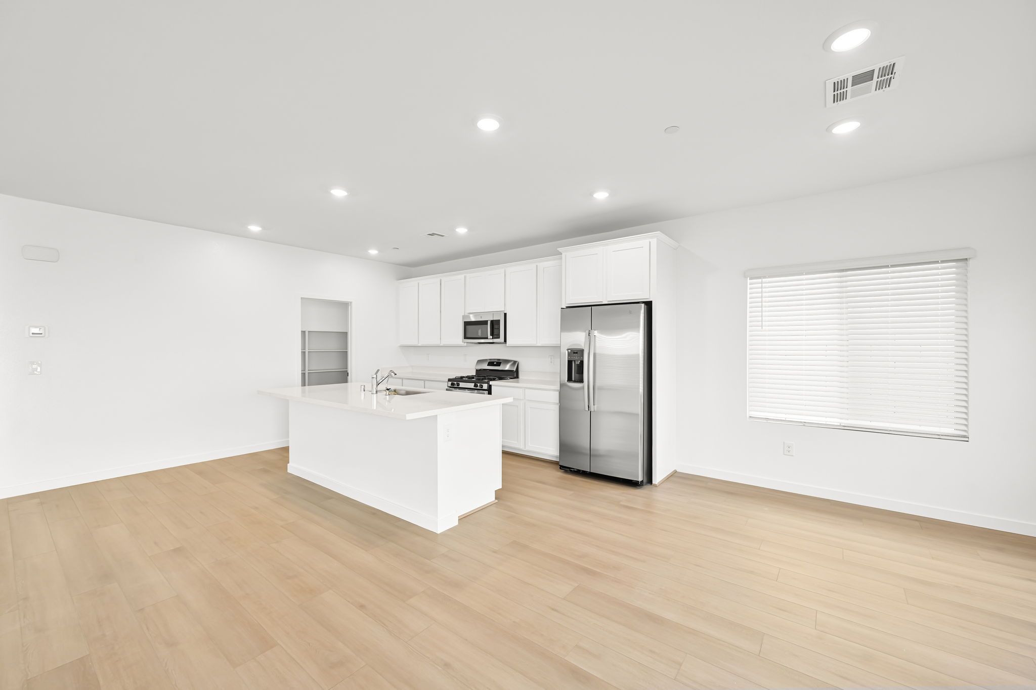 5 web or mls Lennar  3363 DANCING WATERS ST  5