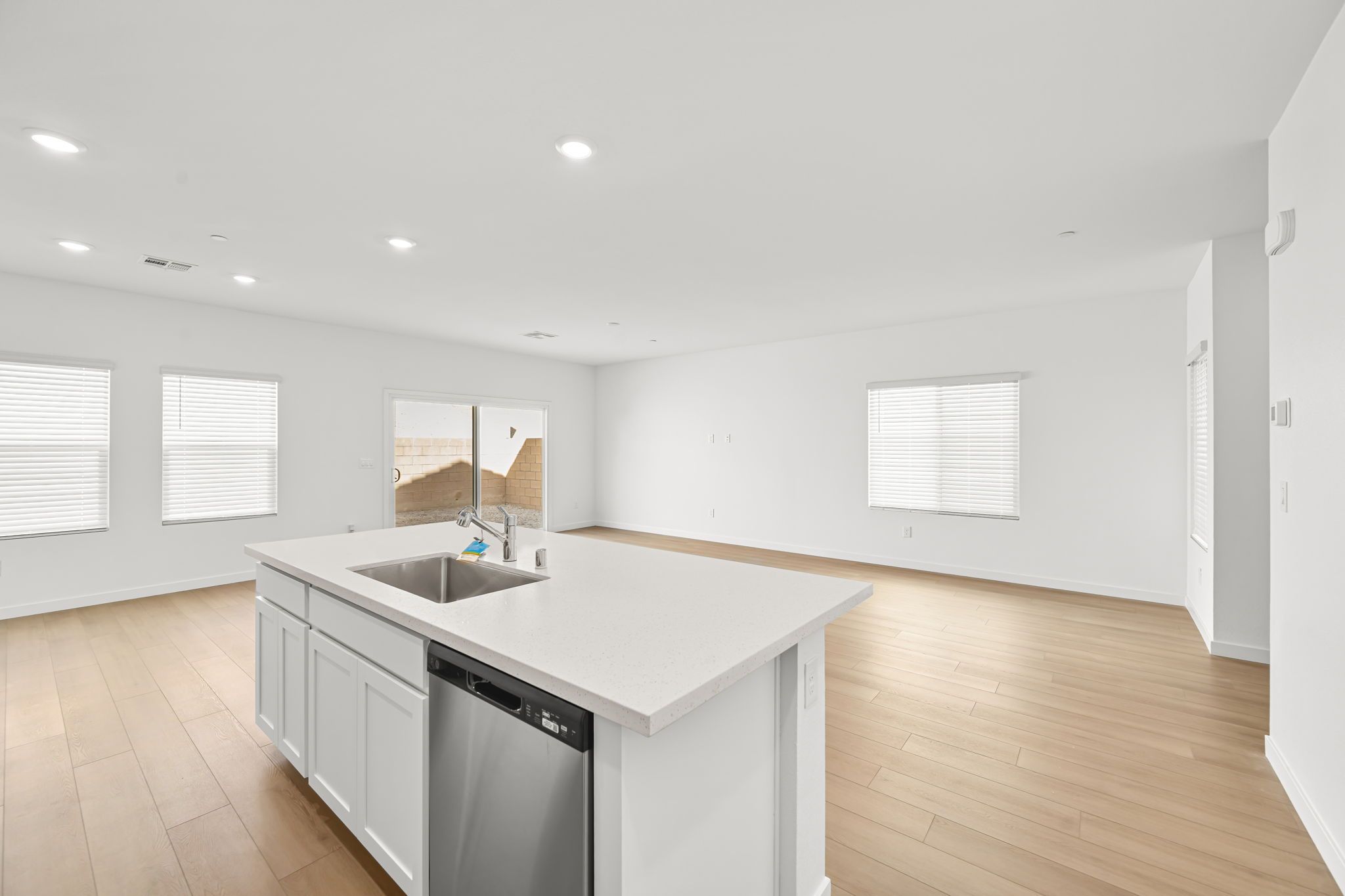 10 web or mls Lennar  3363 DANCING WATERS ST  10