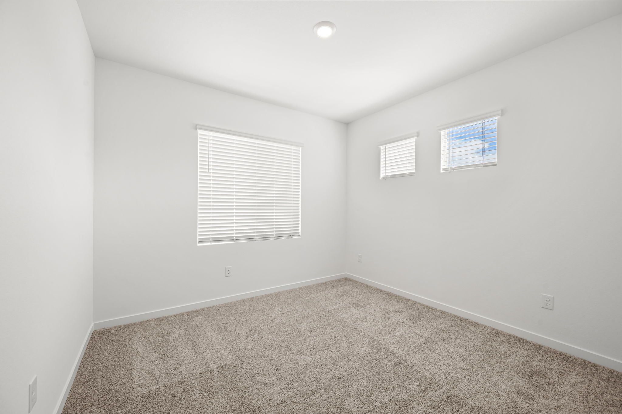 18 web or mls Lennar  3363 DANCING WATERS ST  18