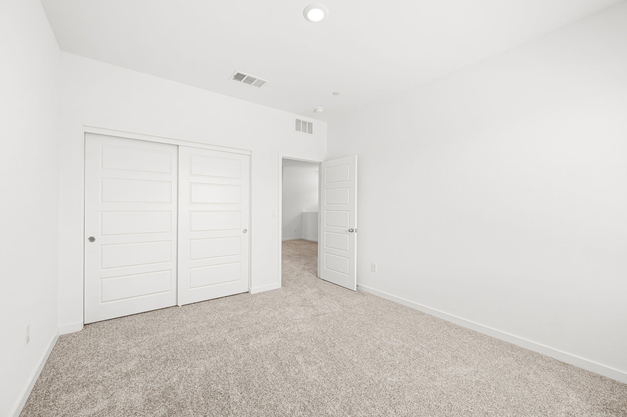 21 web or mls Lennar  3363 DANCING WATERS ST  21