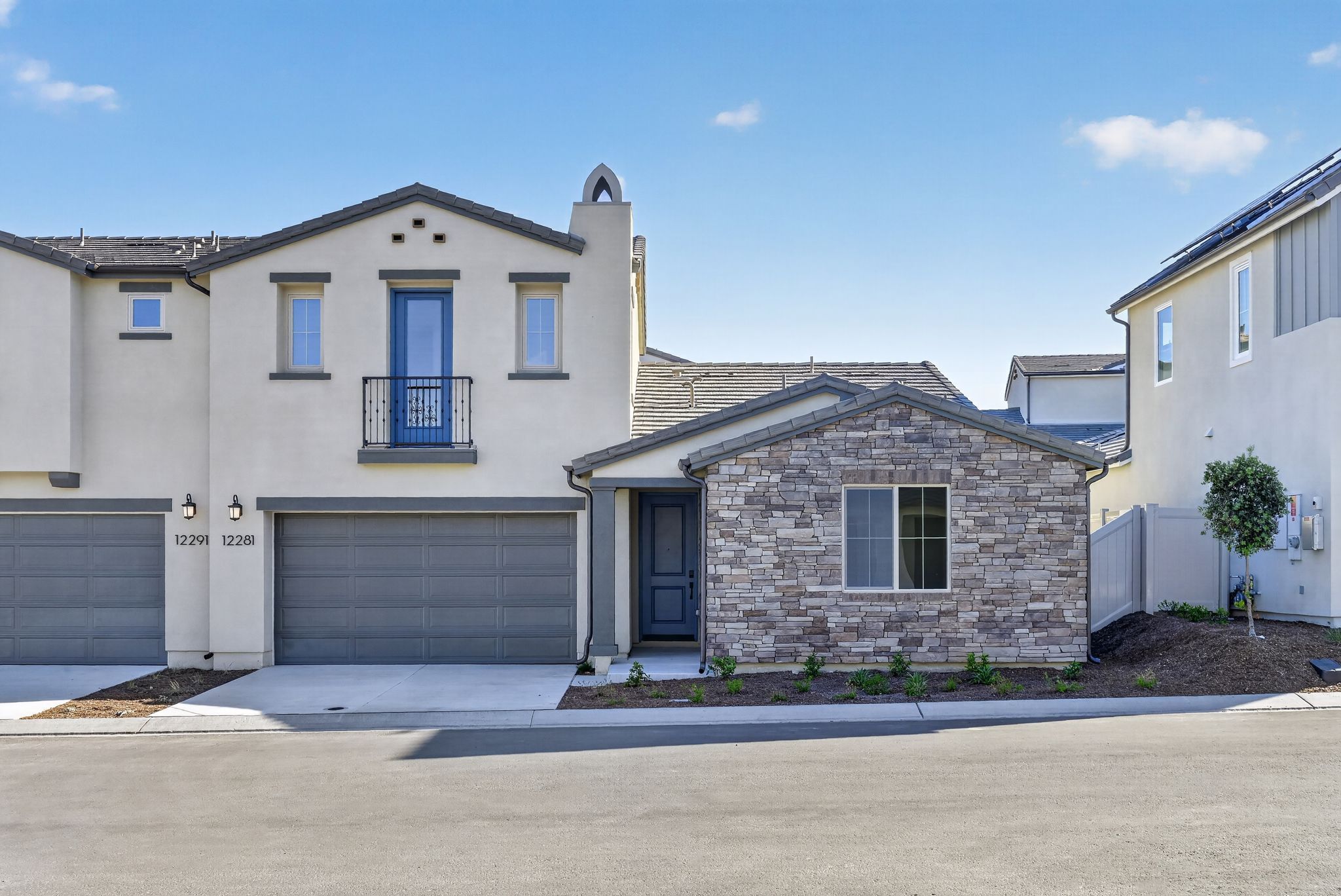 Residence 2 - Junipers - Sycamore: San Diego, California - Lennar